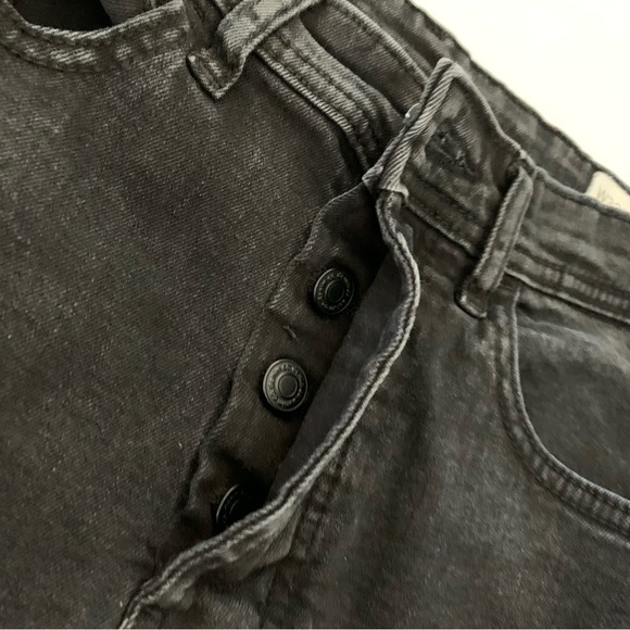 Demin & Co. Black 4 button down fly jeans. Relaxed straight jeans. Sz 12-14 - Picture 5 of 12